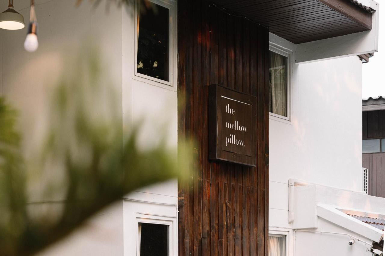 The Mellow Pillow Hotel @ Chiang Mai Gate Екстериор снимка