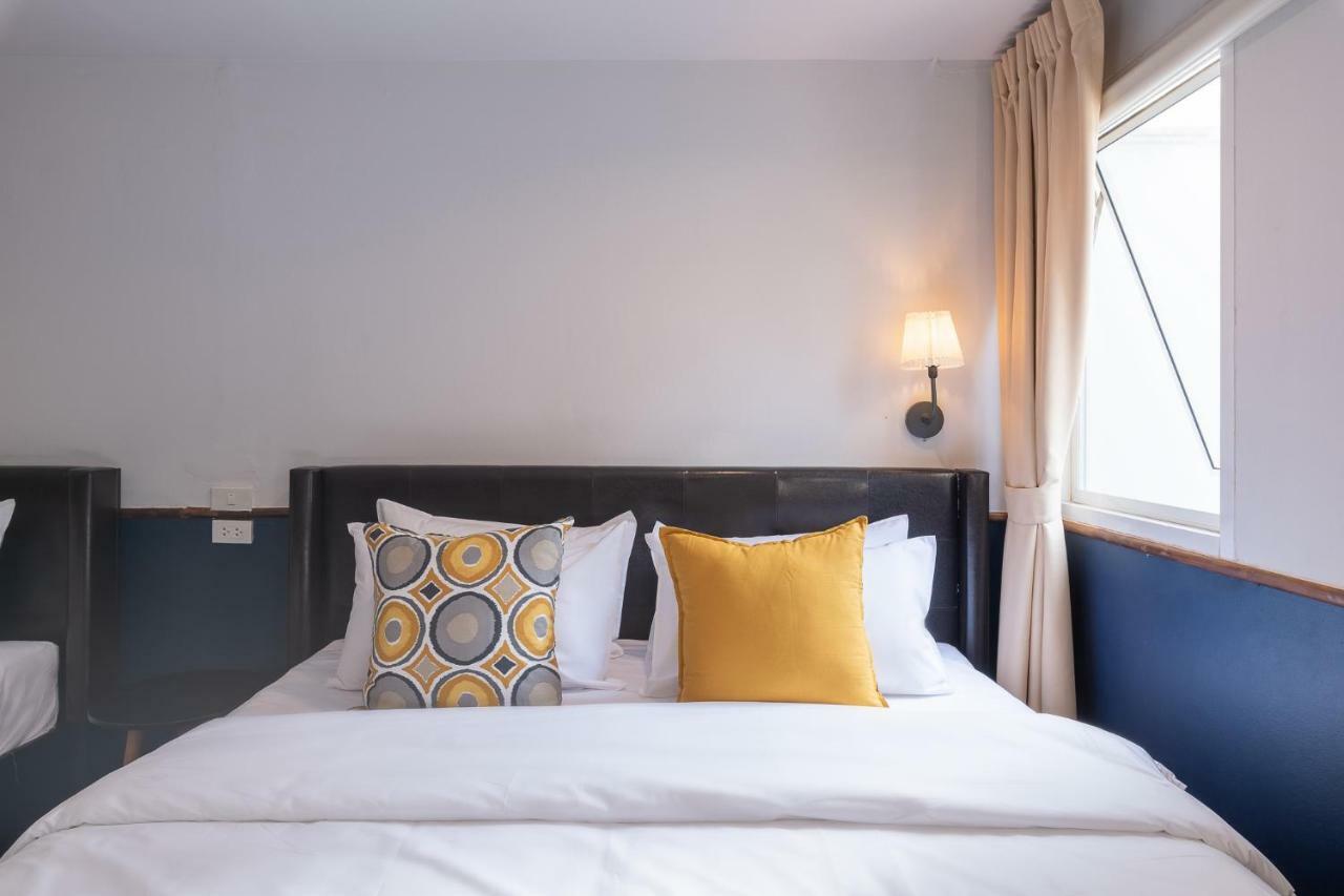 The Mellow Pillow Hotel @ Chiang Mai Gate Екстериор снимка